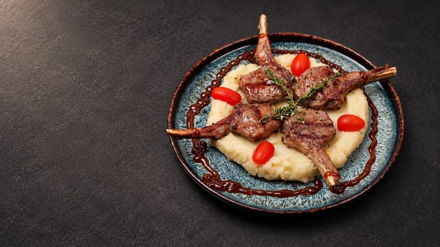 King of Lamb Chops 8-10 Oz.